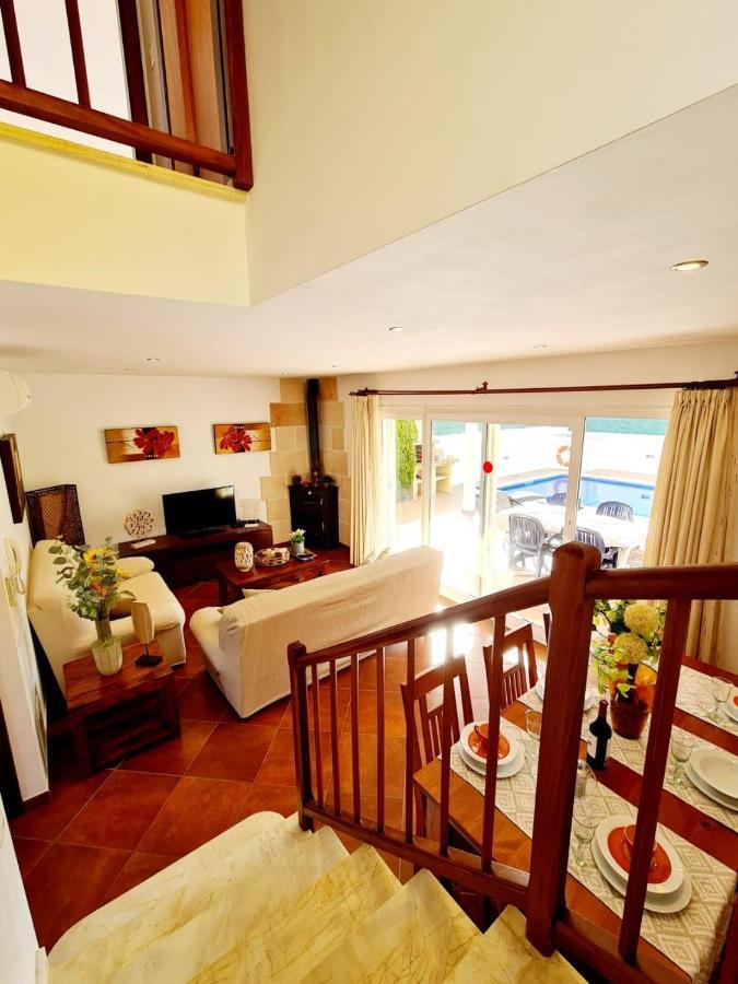 Villa Lorena Sa Caleta Exterior photo
